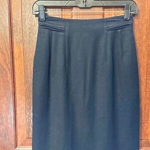 Tahari Elegant Dark Pencil Skirt